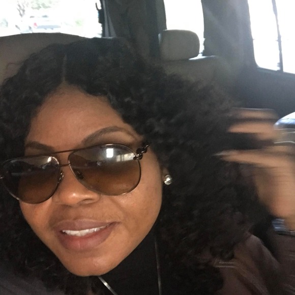 Meet your Posher, Yanick - Picture 1 of 1